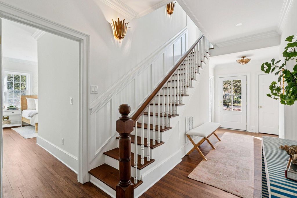 Image 36 of property listing at 201 Tea Farm Road, Summerville, SC 29483