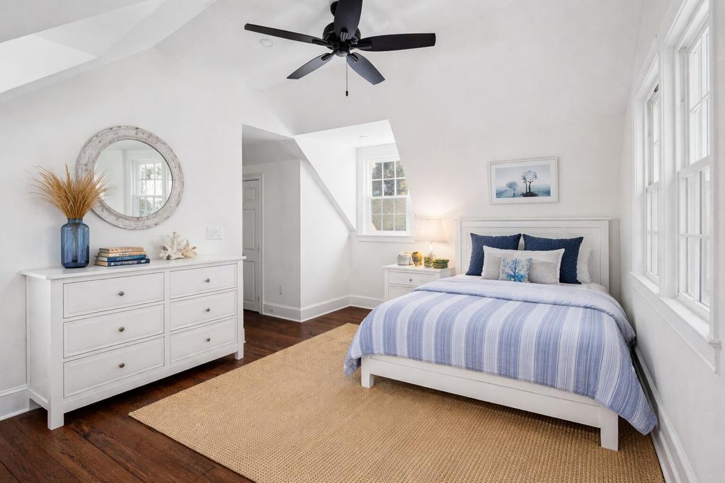 Image 41 of property listing at 201 Tea Farm Road, Summerville, SC 29483