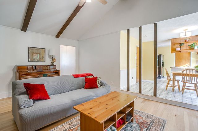 4816 Winnett Road, Burleson, TX 76028