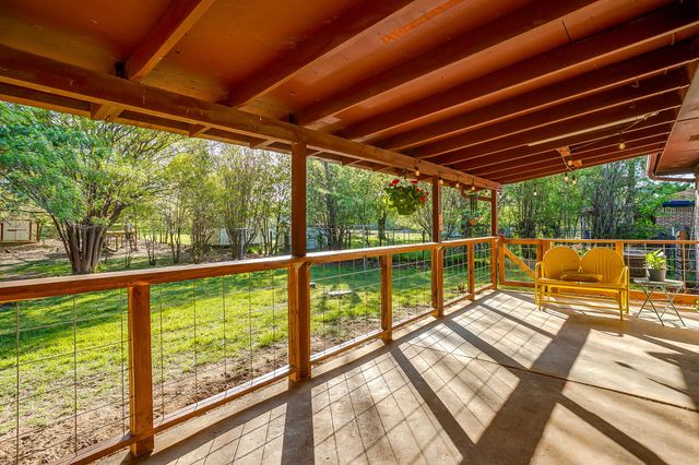 4816 Winnett Road, Burleson, TX 76028