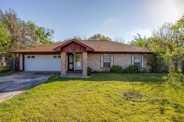 4816 Winnett Road, Burleson, TX 76028