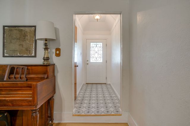 4816 Winnett Road, Burleson, TX 76028