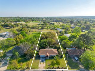 4816 Winnett Road, Burleson, TX 76028