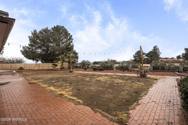 6555 Vista De Oro, Las Cruces, NM 88007