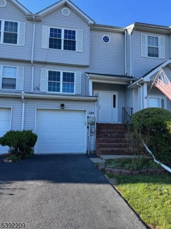 124 Canal Way 124, Hackettstown Town, NJ 07840