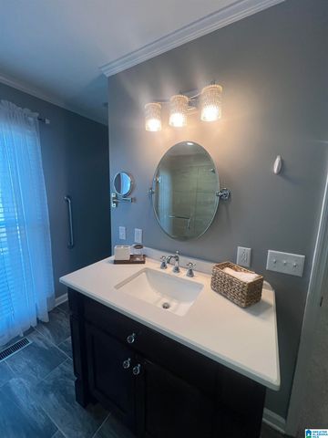 886 COUNTY ROAD 25, Jemison, AL 35085