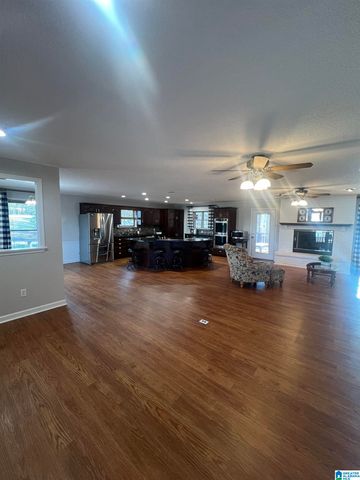 886 COUNTY ROAD 25, Jemison, AL 35085