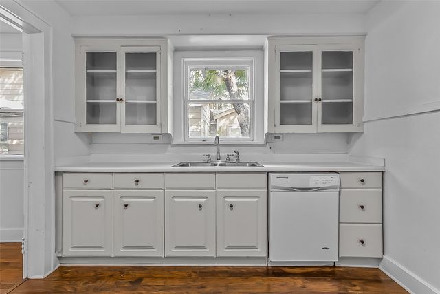 2109 Ashland Avenue, Fort Worth, TX 76107