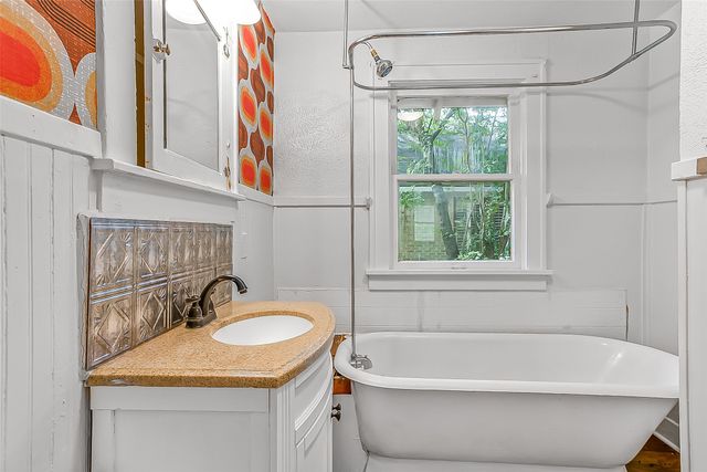 2109 Ashland Avenue, Fort Worth, TX 76107
