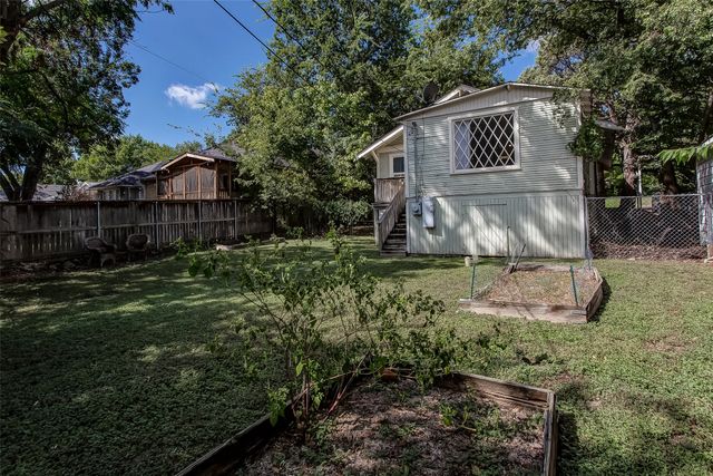 2109 Ashland Avenue, Fort Worth, TX 76107