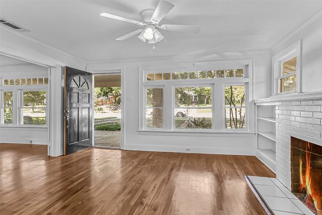 2109 Ashland Avenue, Fort Worth, TX 76107