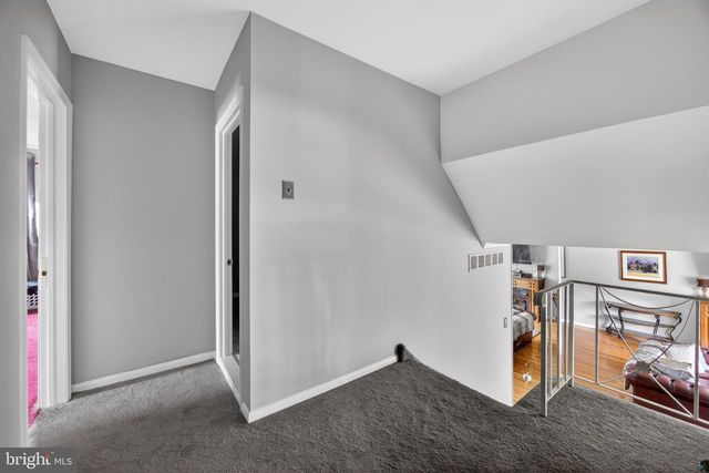 463 PINEWOOD RD, Philadelphia, PA 19116