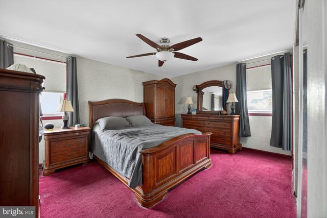 463 PINEWOOD RD, Philadelphia, PA 19116