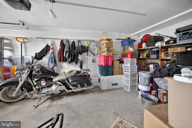 463 PINEWOOD RD, Philadelphia, PA 19116