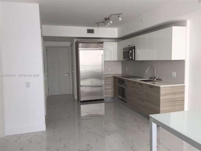 1300 BRICKELL BAY DR 1210, Miami, FL 33131