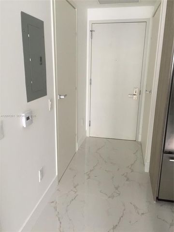 1300 BRICKELL BAY DR 1210, Miami, FL 33131