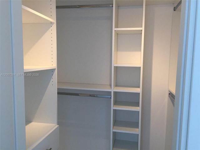 1300 BRICKELL BAY DR 1210, Miami, FL 33131