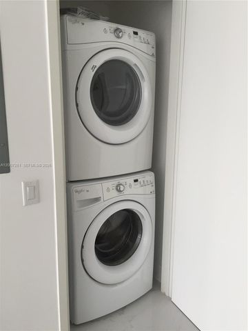 1300 BRICKELL BAY DR 1210, Miami, FL 33131