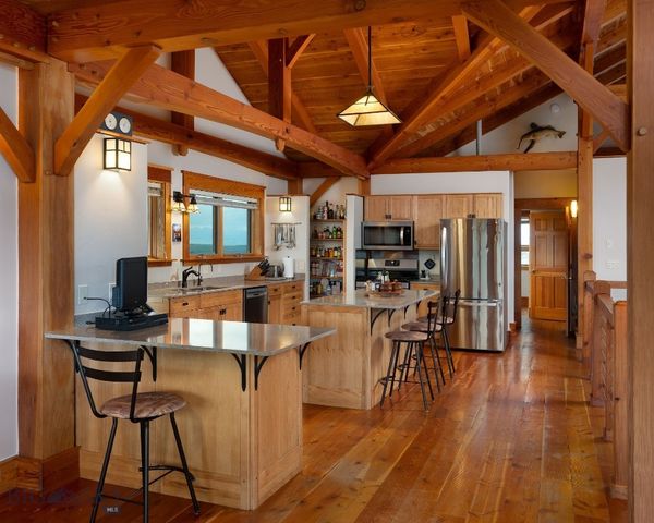 90 Fawn Meadow, Manhattan, MT 59741