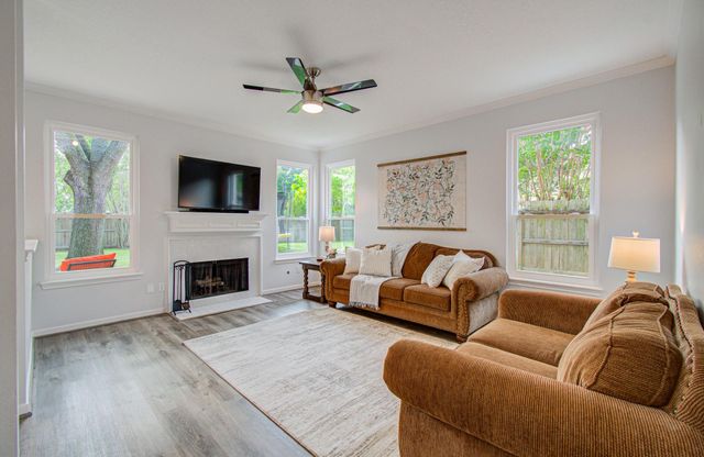 22927 Northoak Forest Lane, Spring, TX 77389
