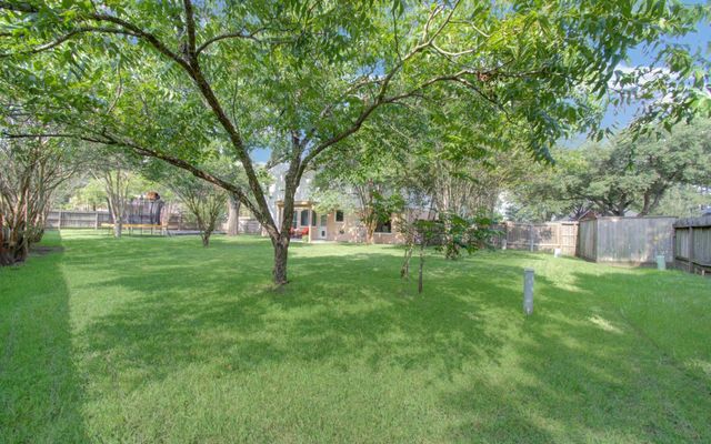 22927 Northoak Forest Lane, Spring, TX 77389