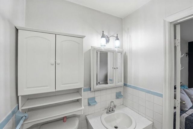 1956 1st Place SW, Vero Beach, FL 32962