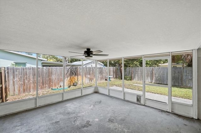 1956 1st Place SW, Vero Beach, FL 32962