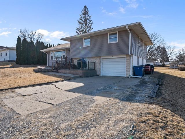 1420 7th Street, Orion, IL 61273