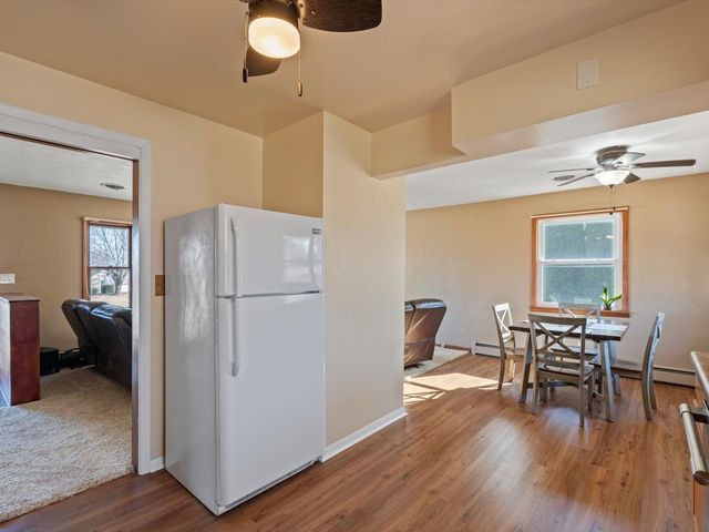 1420 7th Street, Orion, IL 61273