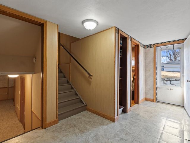 1420 7th Street, Orion, IL 61273