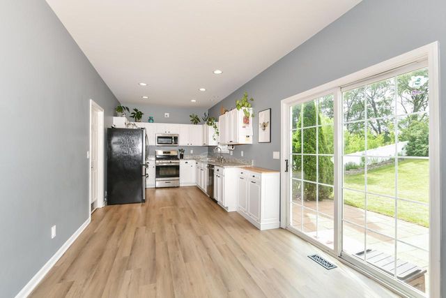 1335 E Jakes WAY, Whitewater, WI 53190