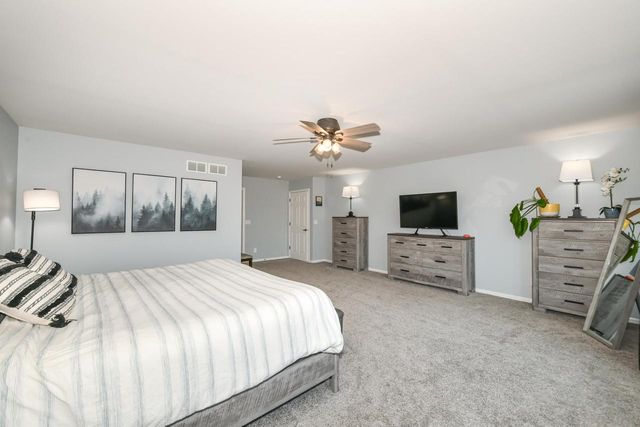 1335 E Jakes WAY, Whitewater, WI 53190