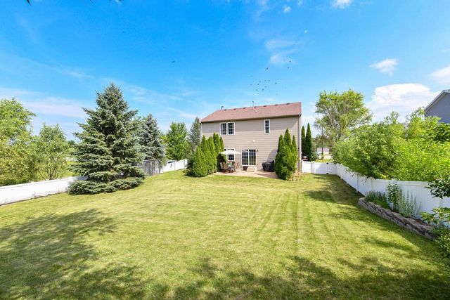 1335 E Jakes WAY, Whitewater, WI 53190