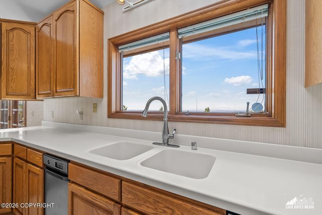 12515 Rya Road, Anchorage, AK 99516