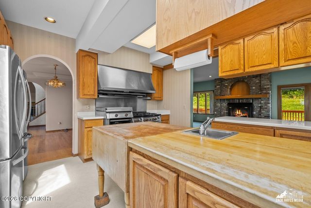 12515 Rya Road, Anchorage, AK 99516