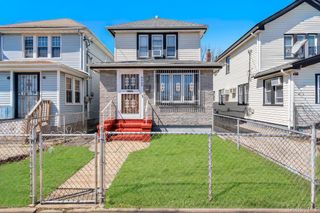 9460 199th Street, Hollis, NY 11423