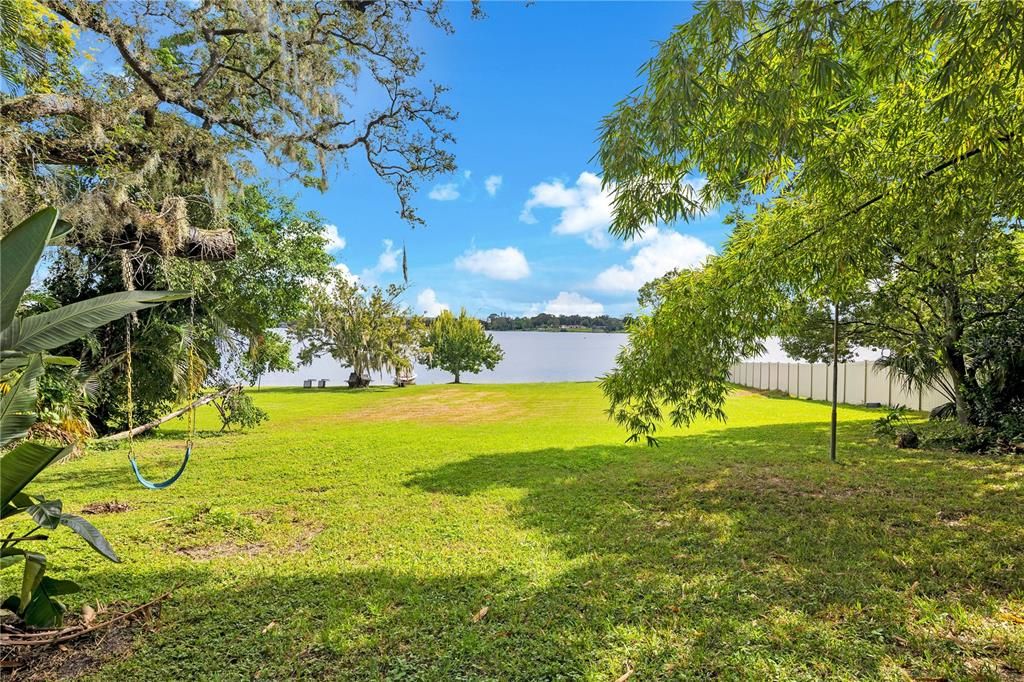 Image 29 of property listing at 6712 NINA ROSA DRIVE, Orlando, FL 32819