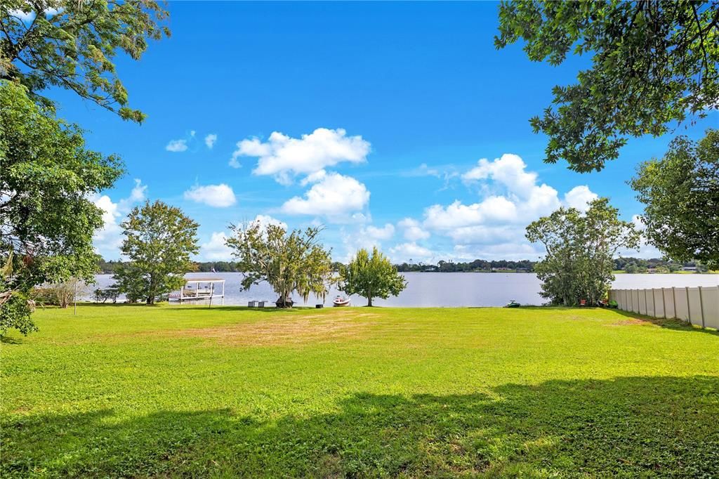 Image 31 of property listing at 6712 NINA ROSA DRIVE, Orlando, FL 32819