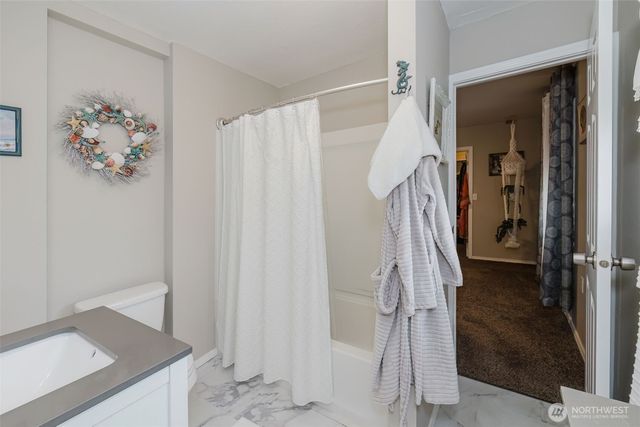880 Hogan Lane, Bremerton, WA 98311