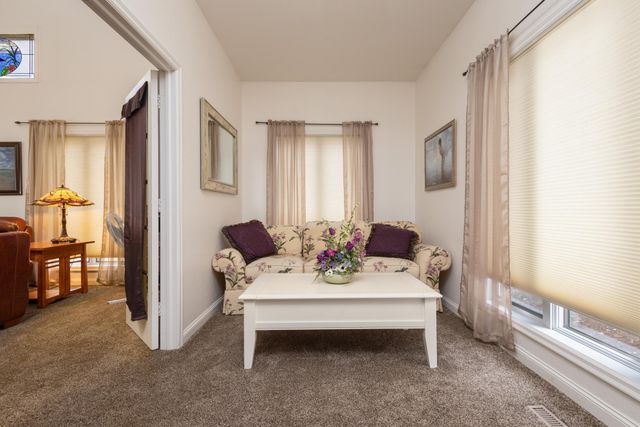 40861 Acorn Drive, Dent, MN 56528