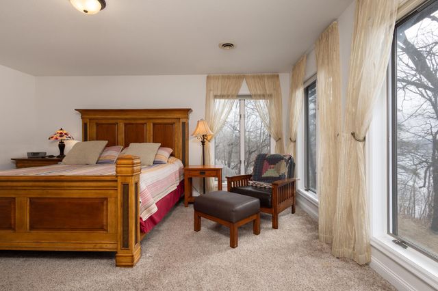 40861 Acorn Drive, Dent, MN 56528