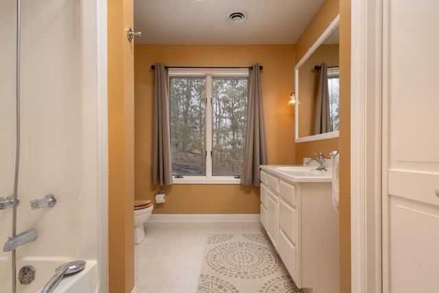 40861 Acorn Drive, Dent, MN 56528