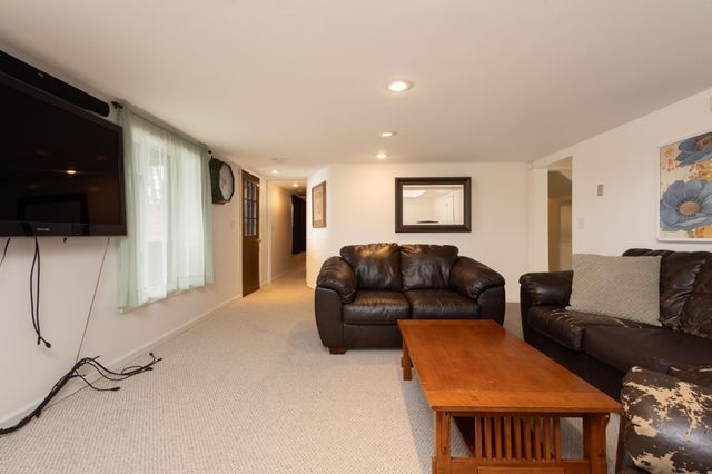 40861 Acorn Drive, Dent, MN 56528