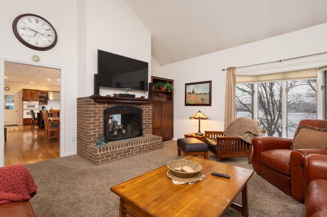 40861 Acorn Drive, Dent, MN 56528