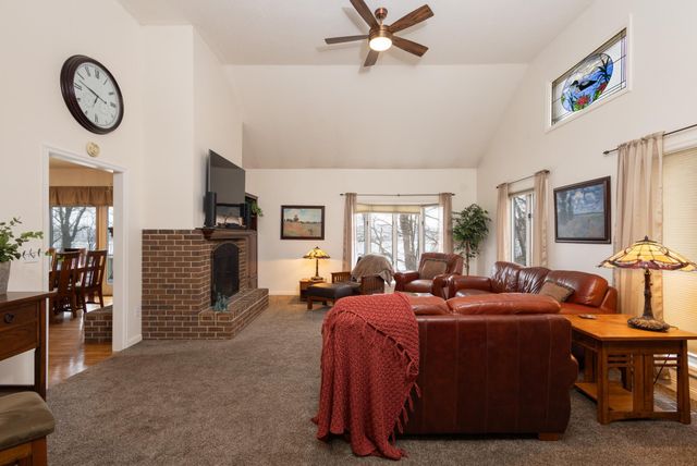 40861 Acorn Drive, Dent, MN 56528