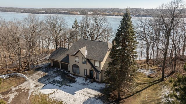 40861 Acorn Drive, Dent, MN 56528