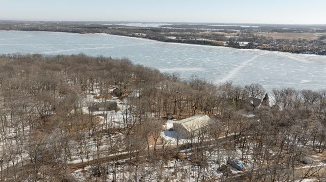 40861 Acorn Drive, Dent, MN 56528