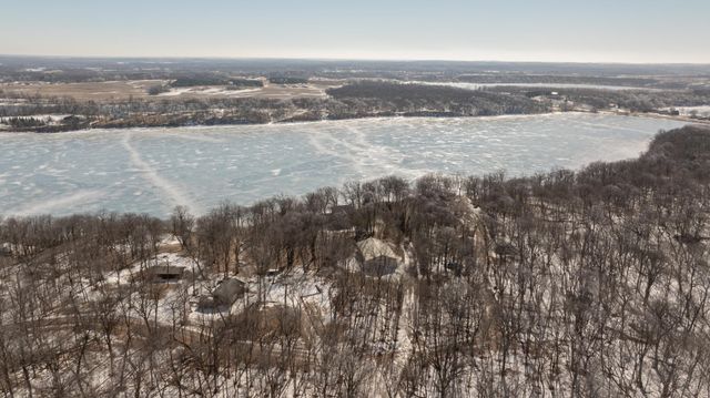 40861 Acorn Drive, Dent, MN 56528