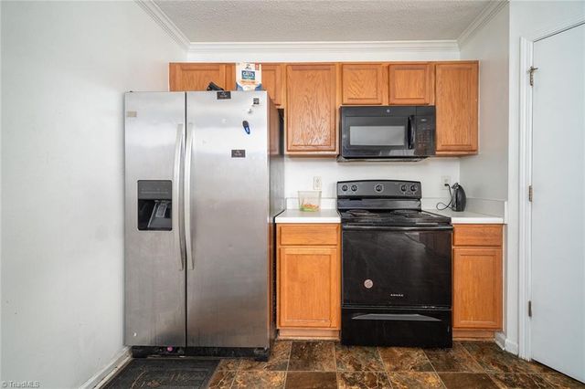 5709 Waterpoint Drive, Browns Summit, NC 27214