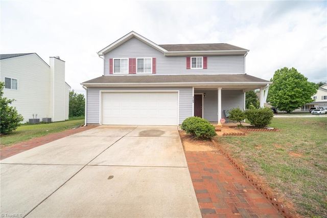 5709 Waterpoint Drive, Browns Summit, NC 27214